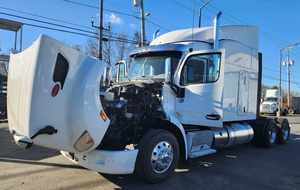 VENTE À PRIX RÉDUIT - Camion semi-remorque Sleeper 579 d'occasion 2020 - Prêt à être expédié dans le monde entier - Product Image 6