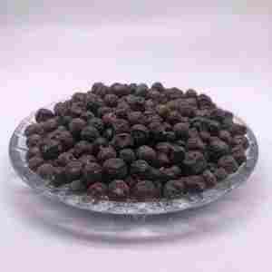 Premium dried juniper berries bulk wholesale new harvest with custom brand labeling packaging for food beverage industries - Product Image 2