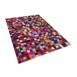 Tapis en cuir de vachette fait main de luxe, patchwork, couleurs mélangées, pour maison et bureau modernes - Product Image 4