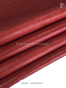Sacs de veste en cuir de chèvre de qualité supérieure respirant en cuir véritable qualité d'exportation disponible en différentes couleurs utilisation de canapé - Product Image 5