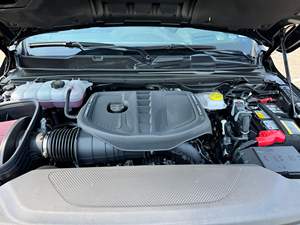 2025 R A M 1500 RHO Crew Cab 4x4 Édition Mopar 1 sur 250 modèles Édition Mopar, Moteur 6 cylindres bi-turbo, Très bien équipé, Non modifié - Product Image 6