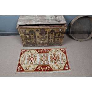 Tapis de 1,7 x 3 pieds, tapis turc vintage, tapis patchwork rouge et blanc - Product Image 2