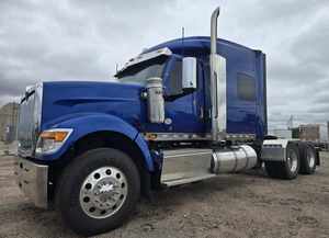 OFERTA ESPECIAL: Camión Semirremolque HX Sleeper 2022 USADO EN EXCELENTES CONDICIONES - Dormitorio de 73 pulgadas con techo medio, 565 HP, transmisión manual de 18 velocidades, envío puerta a puerta - Product Image 5