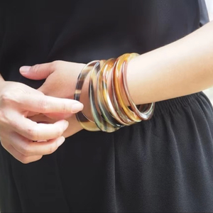 Brazaletes de cuerno de búfalo Pulseras Pulsera de joyería de cuerno de vaca Venta caliente para hecho a mano Brillante pulido de La India - Product Image 1