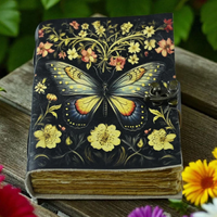 Livre des ombres Journal imprimé sort en cuir avec papillon papillon de nuit sorcellerie Grimoire cahier gothique cadeau de sorcière pour Halloween