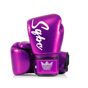 Gants de boxe métalliques violets, faits main en Thaïlande utilisant le cuir synthétique avec un pourpre métallique coloré - Product Image 1