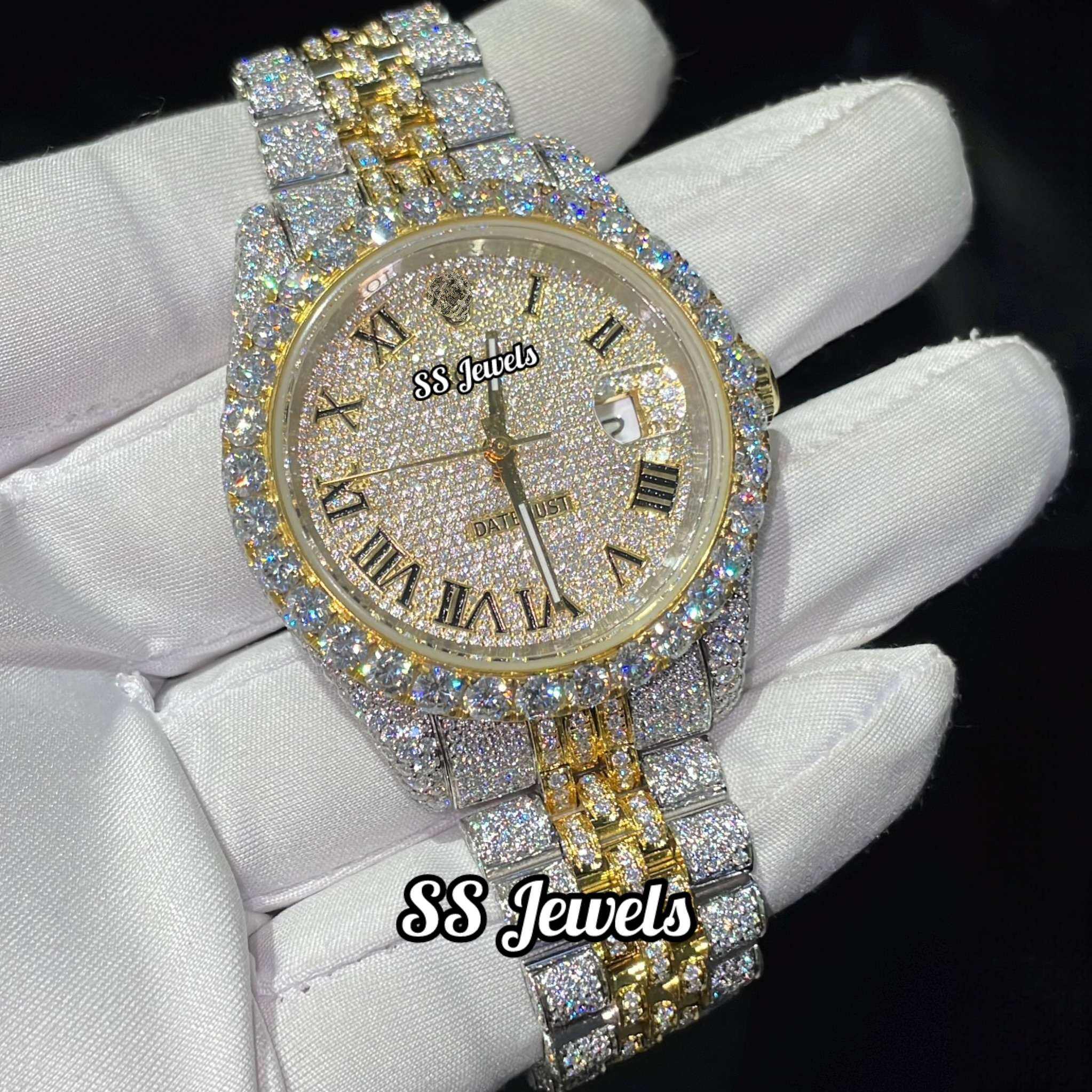 Shop Our Collection of Automatic Analog Watches for Men