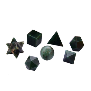 Juego de geometría de cristal de jade verde, piedra natural sagrada tallada para curar sólidos platónicos, formas geométricas únicas - Product Image 6