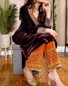 Traje Salwar de Diseño Indio-Pakistaní, Estilo Kurti Plazzo de Terciopelo con Adornos de Lentejuelas, para Fiestas, Bodas, Uso Tradicional o Casual - Product Image 3