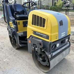 Mini-compacteur routier Dynapac CC950 d'occasion, poids de travail 1,4 tonne, compacteur vibrant à double tambour, marque suédoise originale, petit compacteur - Product Image 6