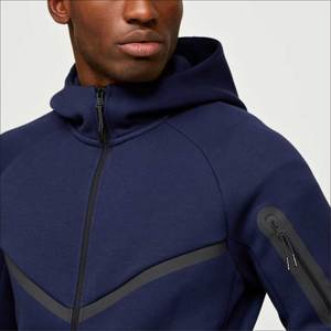 Ensemble de survêtement à capuche en molleton technique respirant coupe classique, coupe-vent, séchage rapide, écoresponsable, avec bande latérale, pour le sport d'hiver - Product Image 4