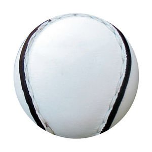 Fabricante profesional, venta al por mayor, material de cuero, Bola de lanzamiento, logotipo personalizado, diseño de cresta de Club, bolas de lanzamiento Sliotar - Product Image 1