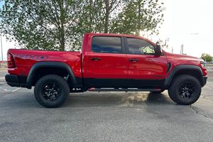 Auto Usado Confiable, Ram 1500 RHO Crew Cab 4x4 2025 - Product Image 5