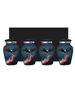 Urnas de águila negra-Urnas de cremación para mujer Juego de 4 con caja y bolsas-Urnas pequeñas para cenizas humanas con águila-Honra a tu ser querido - Product Image 1
