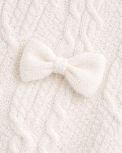 Manufacture Customized Women <b>White</b> Cable Knit <b>Cropped</b> Sweater With Bow Applique <b>Long</b> <b>Sleeve</b> Round Neck Cute Winter Fashion <b>Top</b> - Product Image 6