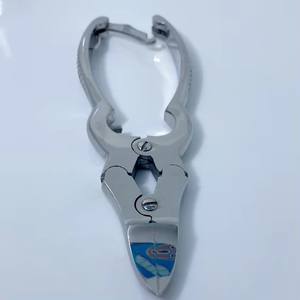 STAHLMANN PRO. 2026 Hecho a Medida. Cortaúñas Profesional de Acero Inoxidable con Acabado Satinado/Mate/Espejo, Durable y de Mandíbula Ancha - Product Image 3