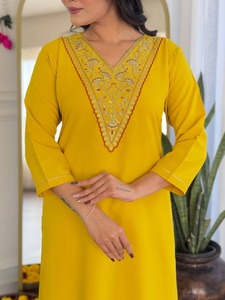 Ensemble Kurti tendance pour femme, brodé, infroissable, séchage rapide, réversible, avec bas et dupatta – NEETA CREATION – Tenue ethnique moderne - Product Image 5