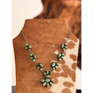 Ensemble de colliers en turquoise dorée du Sonora et argent sterling, fait main par des artisans Navajo, objet culturel de collection - Product Image 1