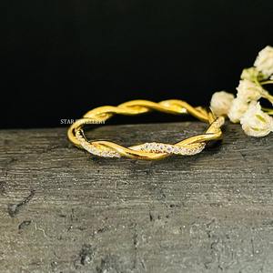 แหวนแต่งงานประดับเพชรธรรมชาติสีทอง14K - Product Image 4