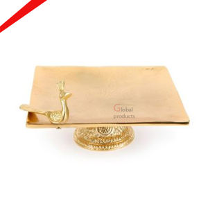 Base para Pastel Redonda con Acabado Dorado, Diseño Elegante 2026, para Bodas, con Tapa de Mármol y Base de Metal - Product Image 3