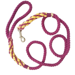 Correa de Algodón para Perro, Moderna y Hecha a Mano - Product Image 1