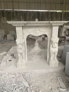 Manteau de cheminée en marbre blanc fabriqué à la main de qualité supérieure Design élégant en pierre de luxe pour la décoration intérieure élégante Villa intérieure murale - Product Image 2