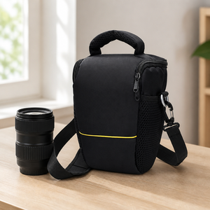 Bolsa para Cámara DSLR, Resistente al Agua, Triangular, con Correa para Hombro - Product Image 2