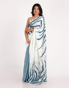 Magnifique sari en crêpe satiné imprimé, prêt-à-porter, de luxe, de style ethnique indien, provenant d'un fournisseur indien. - Product Image 2