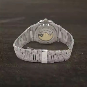 VVS Clarity Moissanite White Round Diamond Studded Watch pour hommes Gifting Hip Hop Watch - Product Image 2