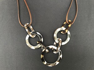 Collar con colgante de cuerno orgánico atemporal, chapado Natural, forma personalizada, diamantes de imitación, cristal, boda, compromiso, aniversario, regalo de perlas - Product Image 5