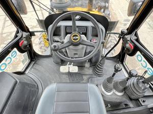 Chargeuse-pelleteuse télescopique 3CX Super Eco 4WD d'occasion, avec une capacité de charge nominale de 9 tonnes, meilleur prix de gros - Product Image 6