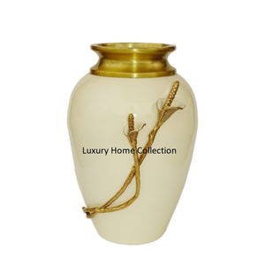 New Simple Design Metal Aluminum Sheet <b>Vase</b> <b>Set</b> of 3 Different Size Silver Color Metal Creative Crafts Dining Decorative <b>Vase</b> - Product Image 3