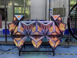 <span class=keywords><strong>Led</strong></span> tam giác Cone DJ Màn hình P4 P5 Trung Quốc <span class=keywords><strong>LED</strong></span> DJ Sân khấu đầy đủ video Full HD Màn hình <span class=keywords><strong>LED</strong></span> cho câu lạc bộ KTV - Product Image 6