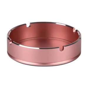 Cenicero de metal de alta calidad diseñado para uso diario en zonas para fumar en interiores y exteriores, en el hogar o en lugares comerciales - Product Image 3