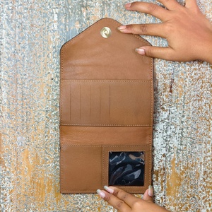 Cartera de Cuero Genuino de Primera Calidad a Bajo Precio, Estilo Vaquero Occidental, Cartera de Mujer con Diseño Floral Grabado a Mano - Product Image 3