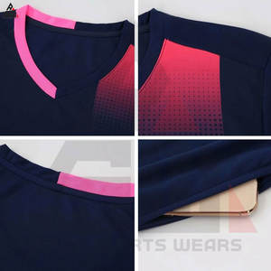 Uniformes de fútbol disponibles en stock de la mejor calidad, servicio OEM, fabricación de Pakistán, hecho 100% poliéster, secado rápido, transpirable, Unisex - Product Image 4