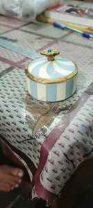 Boîte à pilules en nacre de luxe faite à la main avec incrustation Cadeau de rangement élégant. Idéal pour la boutique de cadeaux et l'usage personnel - Product Image 5