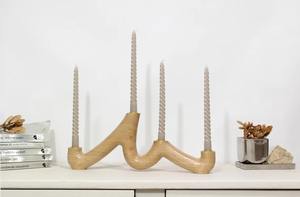 Candelabro de Madera de Roble Macizo Hecho a Mano de Primera Calidad, Candelabro Cete de Cuatro Brazos, Disponible al Mejor Precio - Product Image 2