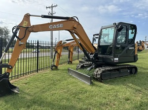 Expédition rapide pour Mini-excavatrice sur chenilles CX37C, Boîte de vitesses, Moteur à haut rendement, Pompe à haut couple, En stock pour applications d'ingénierie - Product Image 3