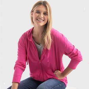 Vente en gros de sweat-shirt à capuche zippé confortable et décontracté de couleur unie à manches longues et col rond pour femmes 100% coton au meilleur prix - Product Image 6