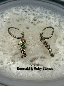 Colección de Pendientes de Plata de Ley Hechos a Mano al por Mayor – Diseños de Hoja de Ramas con Esmeralda y Rubí, Gazela Minimalista, Ángel con Circones - Product Image 3