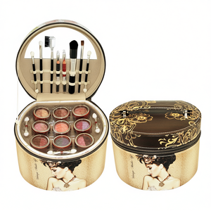 Set di pennelli per trucco di alta qualità con custodia pratica per una facile organizzazione e trasportabilità - Product Image 2