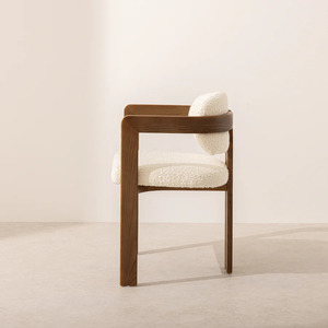 Chaise de salle à manger à bras en bois de teck massif cadre et dossier avec siège recouvert de mousse et tissu pour une utilisation intérieure et extérieure - Product Image 3