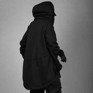 OEM Cyberpunk Veste Techwear à capuche en toile noire avec design cargo multi-poches Vêtements d'extérieur imperméables et respirants - Product Image 4