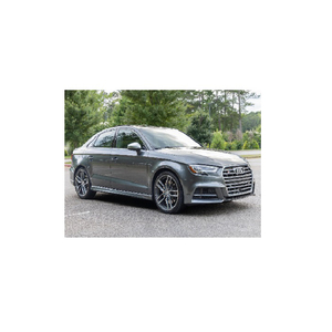 Audi RS Q3ด้วยพลังกะทัดรัดและสไตล์รถ SUV แบบสปอร์ต - Product Image 1