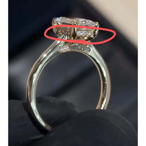 Anillo de Diamante Cultivado en Laboratorio 5-5.55ct, Corte Cojín Alargado Estilo Antiguo, Pedido Personalizado - Product Image 3