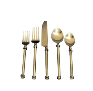 Couverts en métal personnalisables de luxe modernes, couverts et vaisselle écologiques avec logo et design pour la rentrée scolaire - Product Image 4