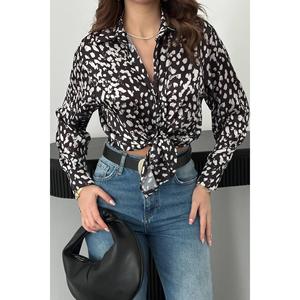 Camisa de Satén con Estampado de Leopardo Negro - Negra - Product Image 4