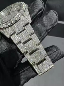 Montre analogique à quartz pour homme avec lunette en moissanite, montre de luxe haut de gamme pour les réunions de bureau et les soirées - Product Image 2