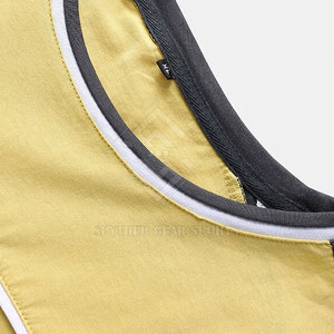 T-shirt pour homme en polyester/coton respirant, à séchage rapide, écologique, de haute qualité, fabriqué au Pakistan, style personnalisé, décontracté, uni - Product Image 3